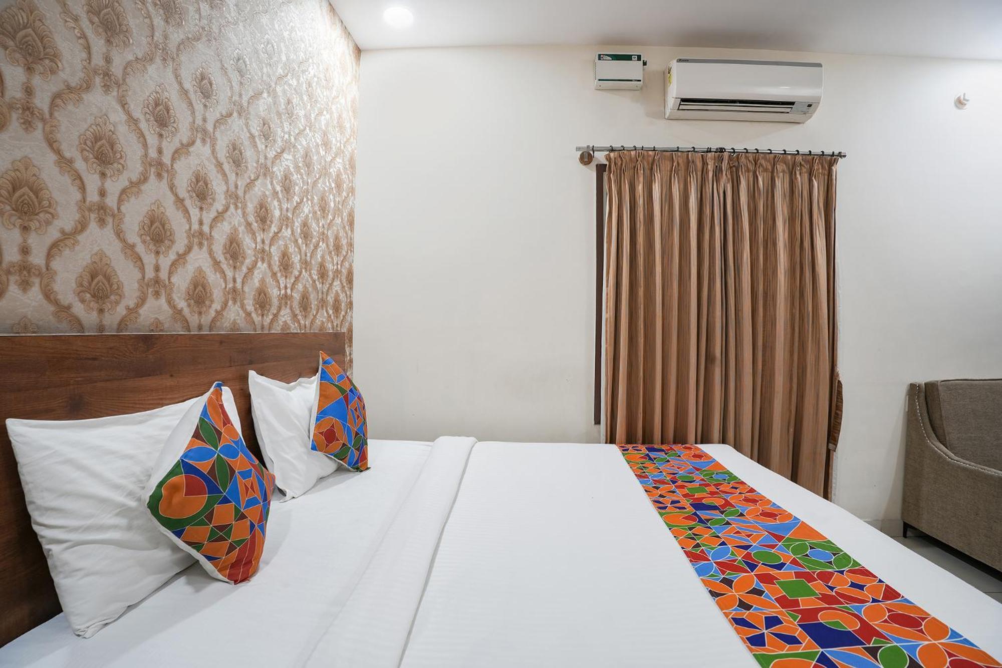 Fabhotel Champion Grand - Nr Fortis Hospital, Nagarbhavi Jālahalli 外观 照片